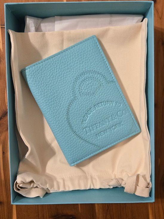 Tiffany & Co. Accessories - Tiffany & Co. Pebbled Leather passport Holder - Tiffany Blue